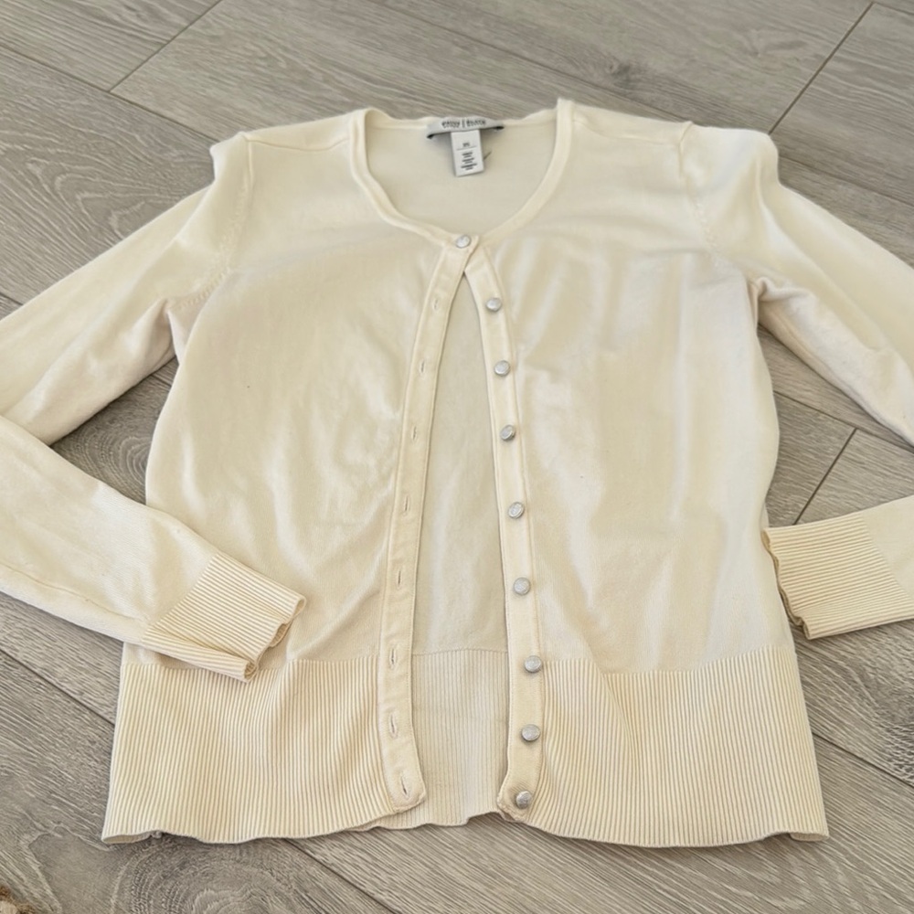 White House black market Cream Button-Up Cardigan size XS
